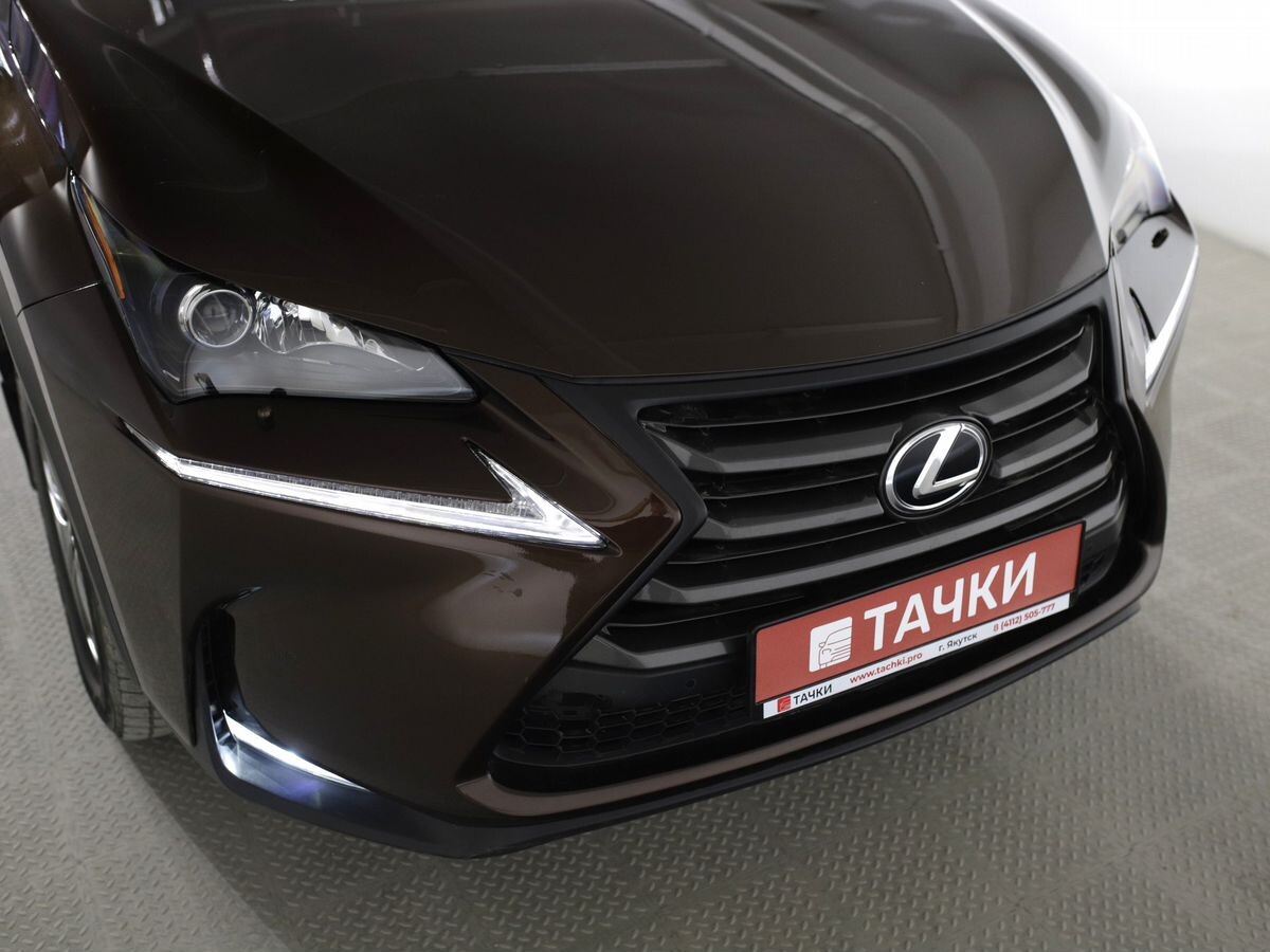Lexus NX200 2017 - фото автомобиля