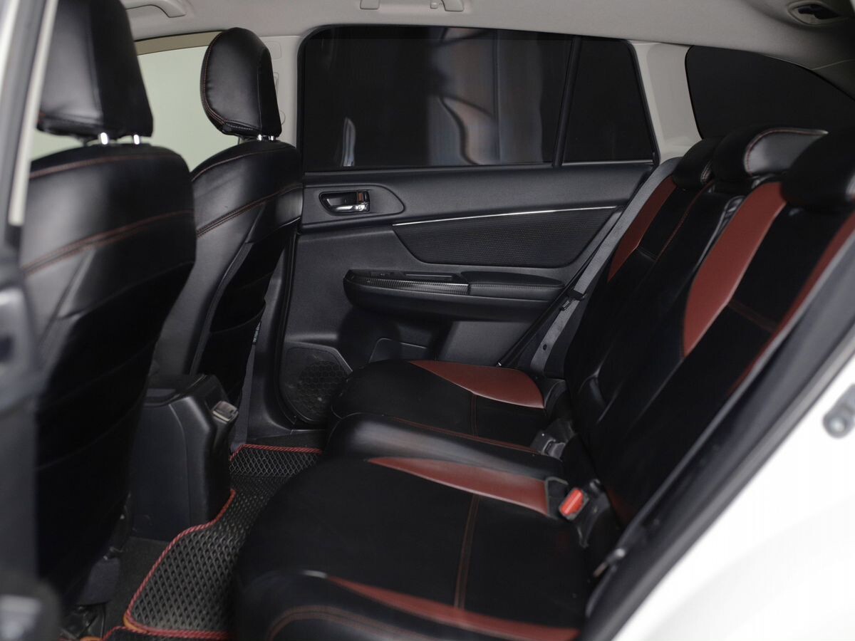 Subaru Levorg 2015 - фото автомобиля