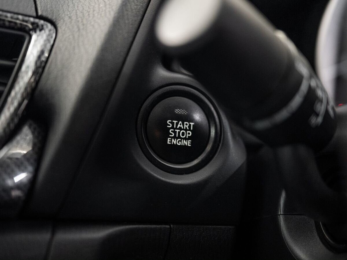 Mazda Axela 2017 - фото автомобиля