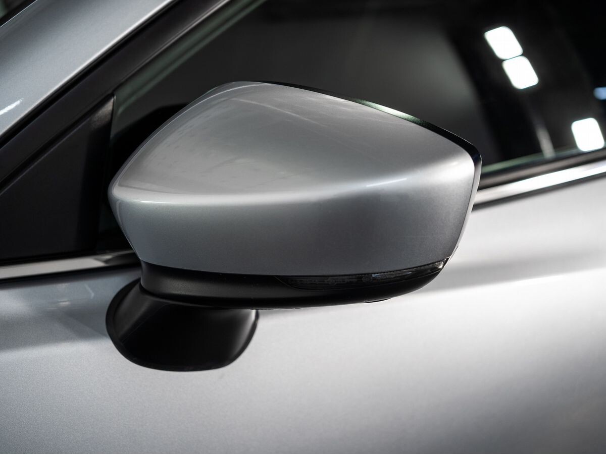 Mazda Axela 2017 - фото автомобиля