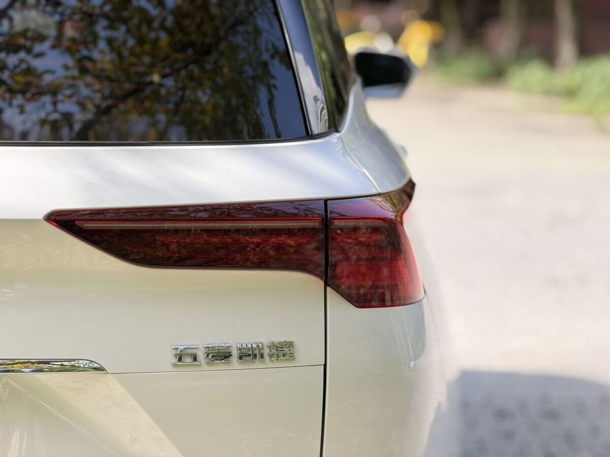 Wuling Victory 2021 - фото автомобиля