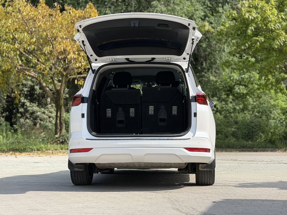 Wuling Victory 2021 - фото автомобиля