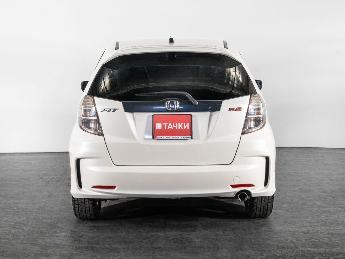 Honda Fit 2011 - фото автомобиля