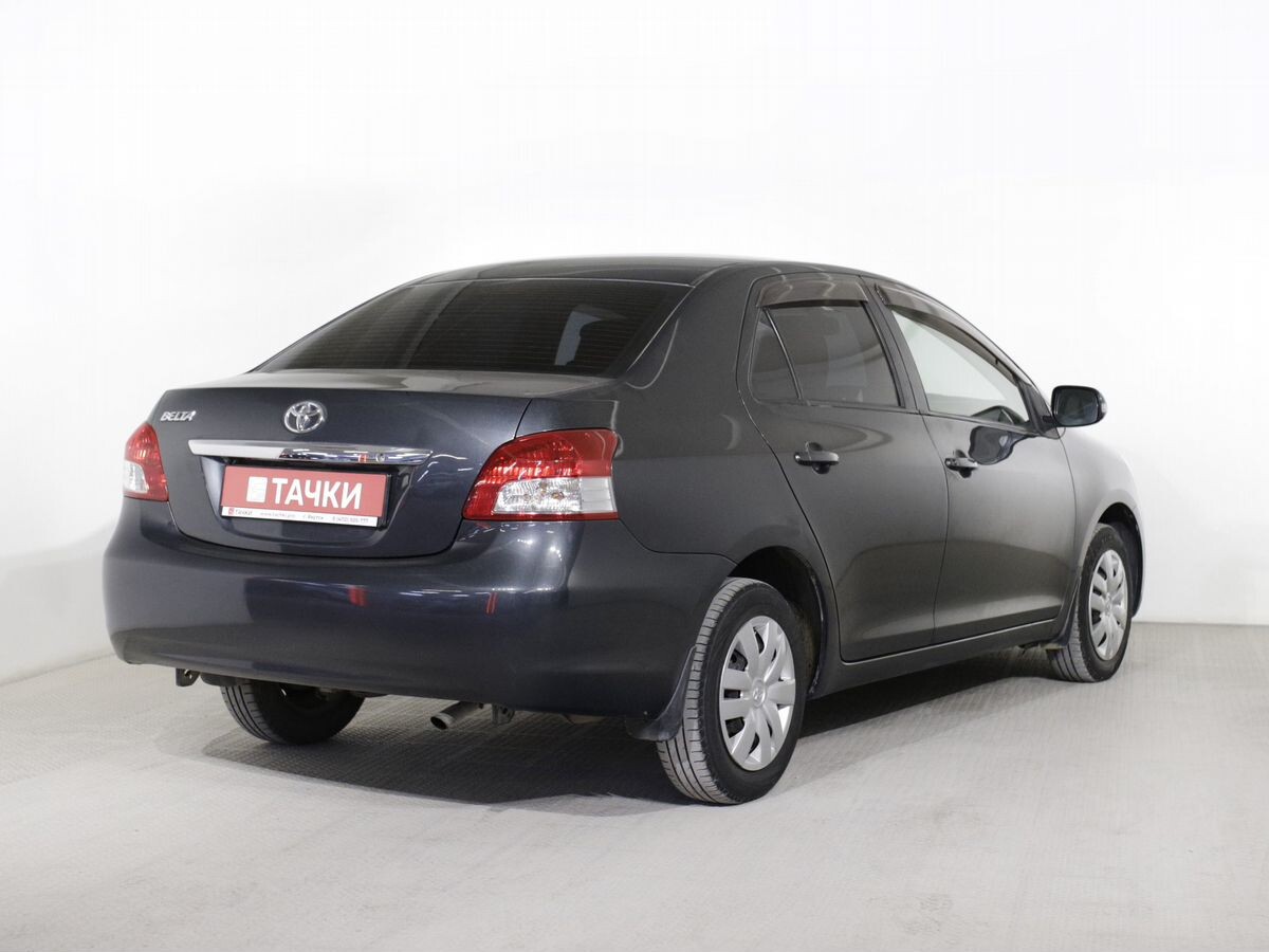Toyota Belta 2011 - фото автомобиля