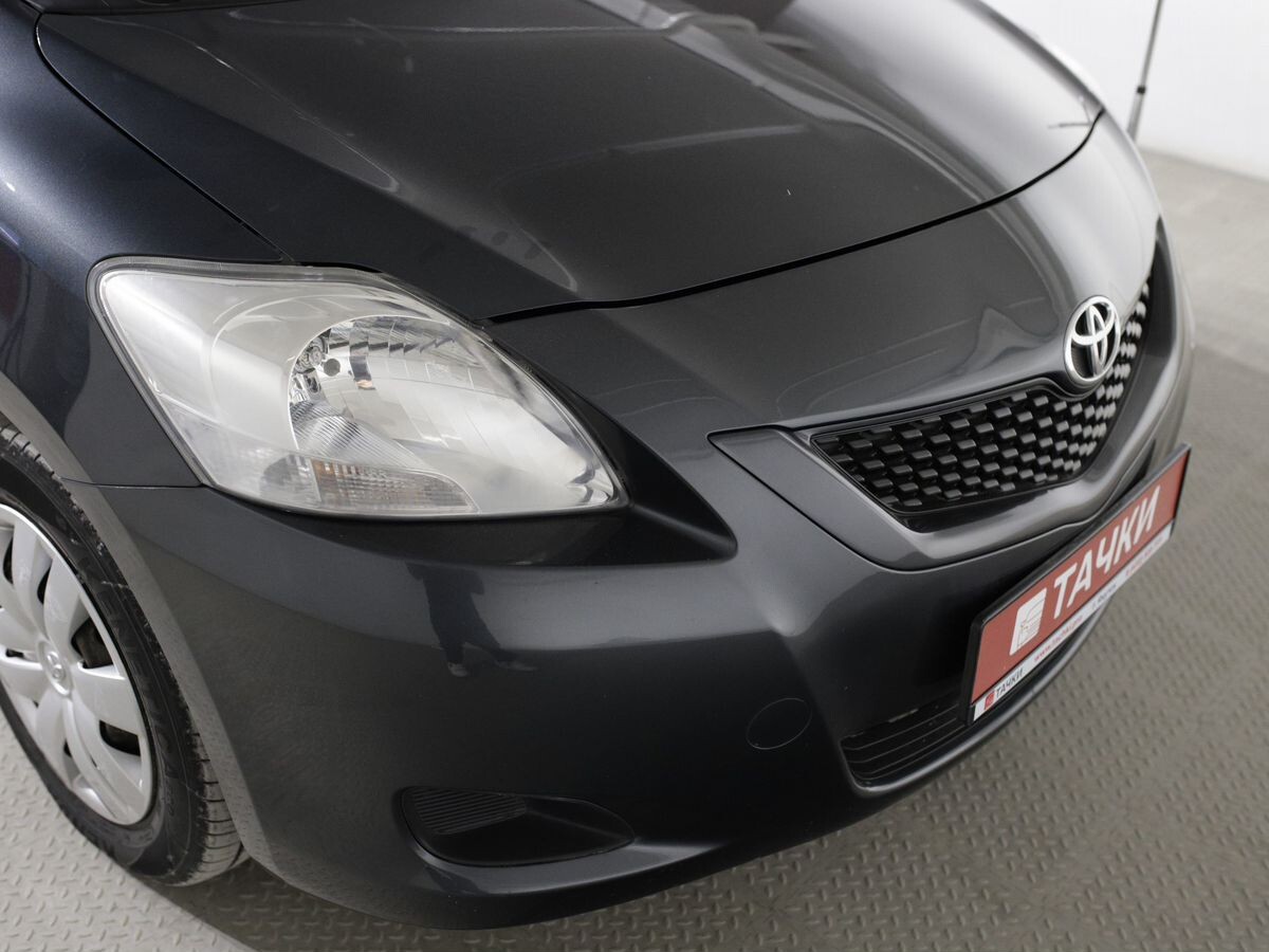 Toyota Belta 2011 - фото автомобиля