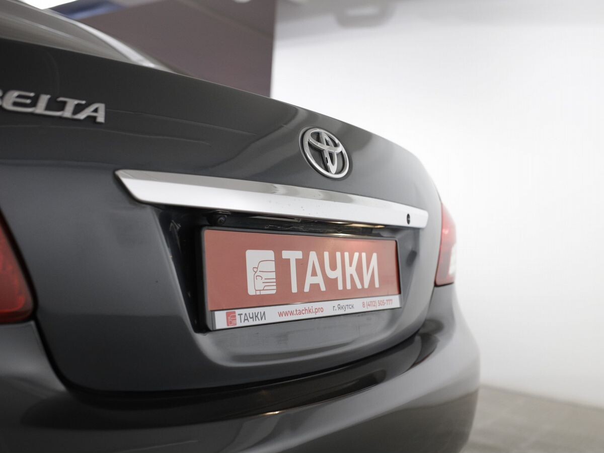 Toyota Belta 2011 - фото автомобиля