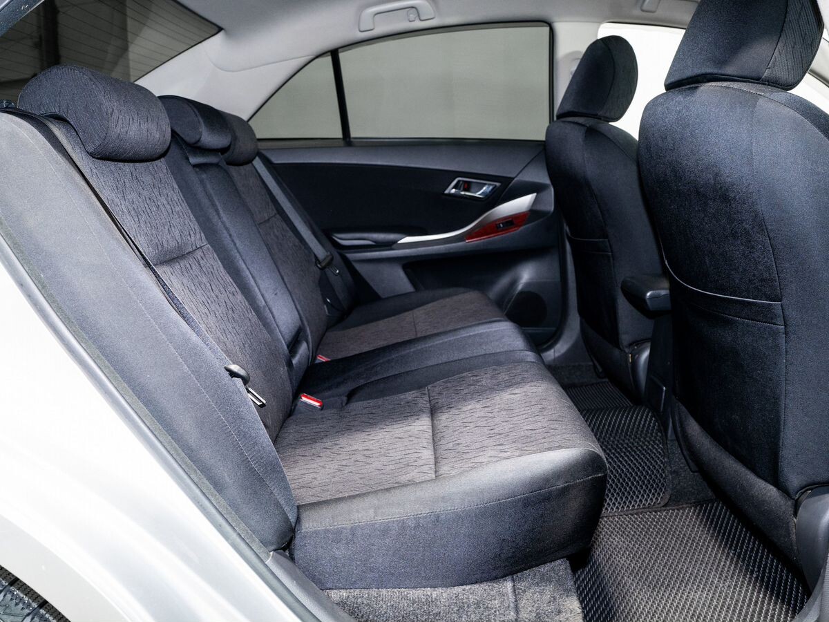 Toyota Allion 2011 - фото автомобиля