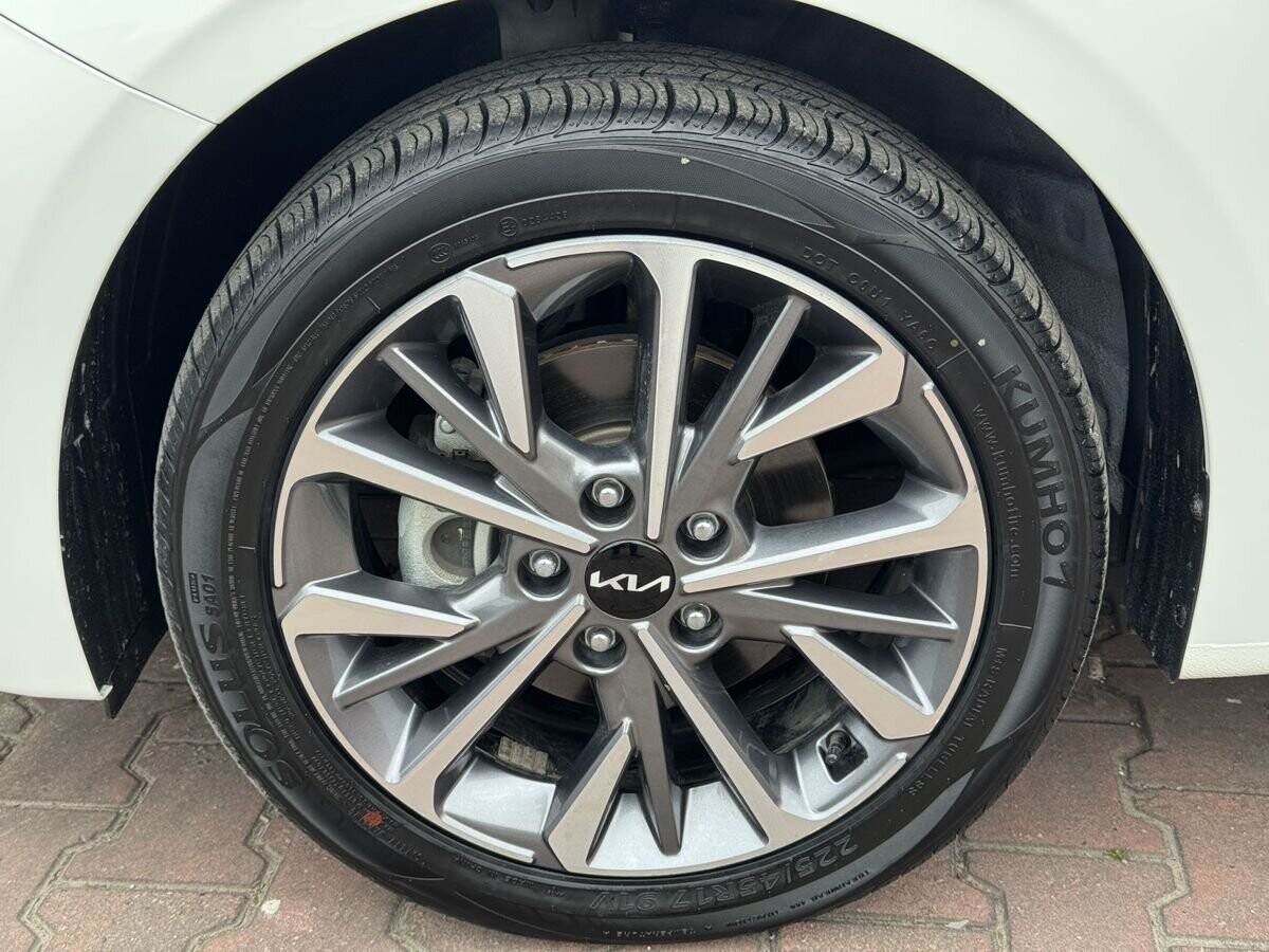 Kia K3 2022 - фото автомобиля