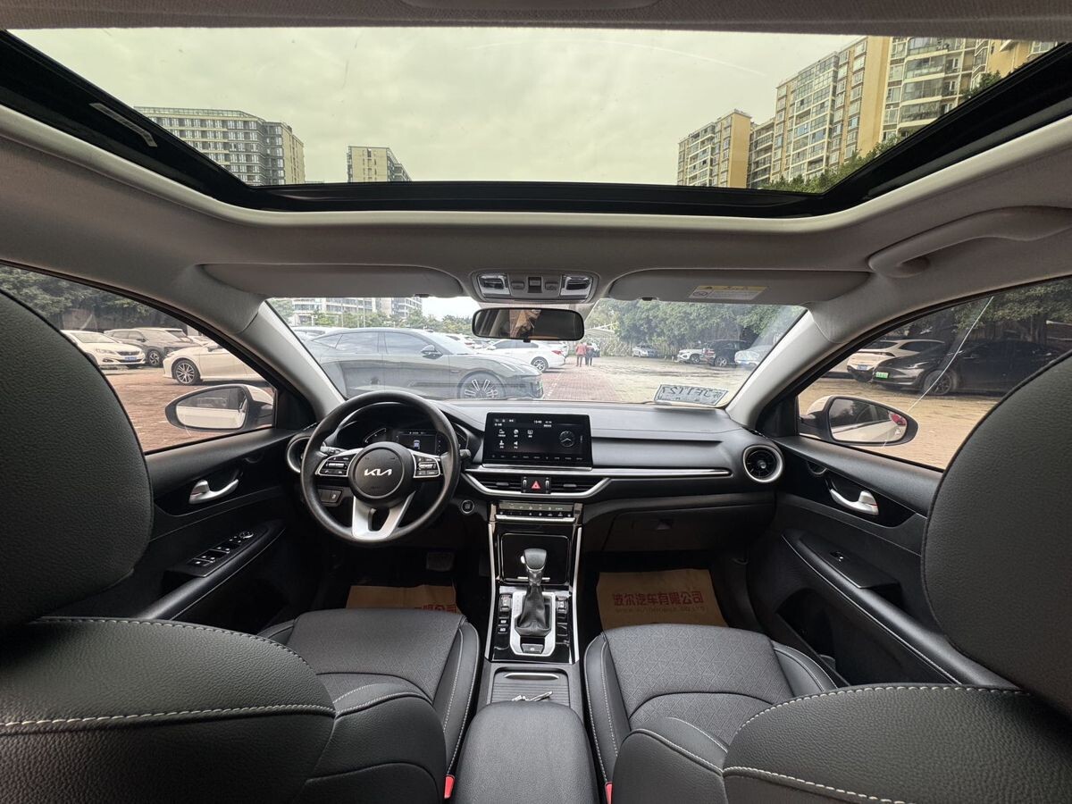 Kia K3 2022 - фото автомобиля