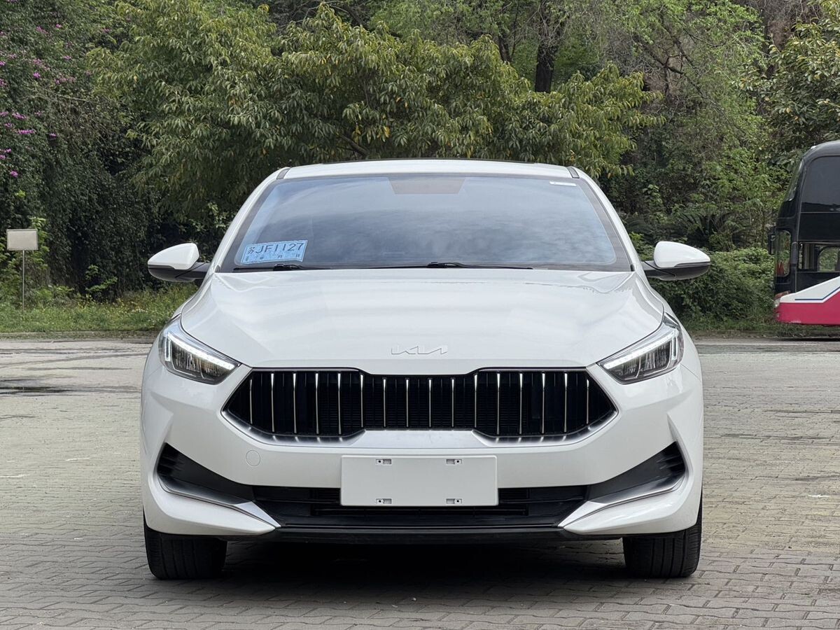 Kia K3 2022 - фото автомобиля