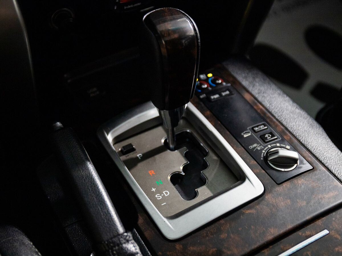 Toyota Land Cruiser 2014 - фото автомобиля