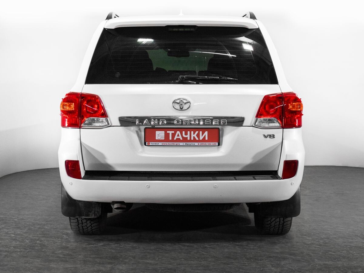 Toyota Land Cruiser 2014 - фото автомобиля