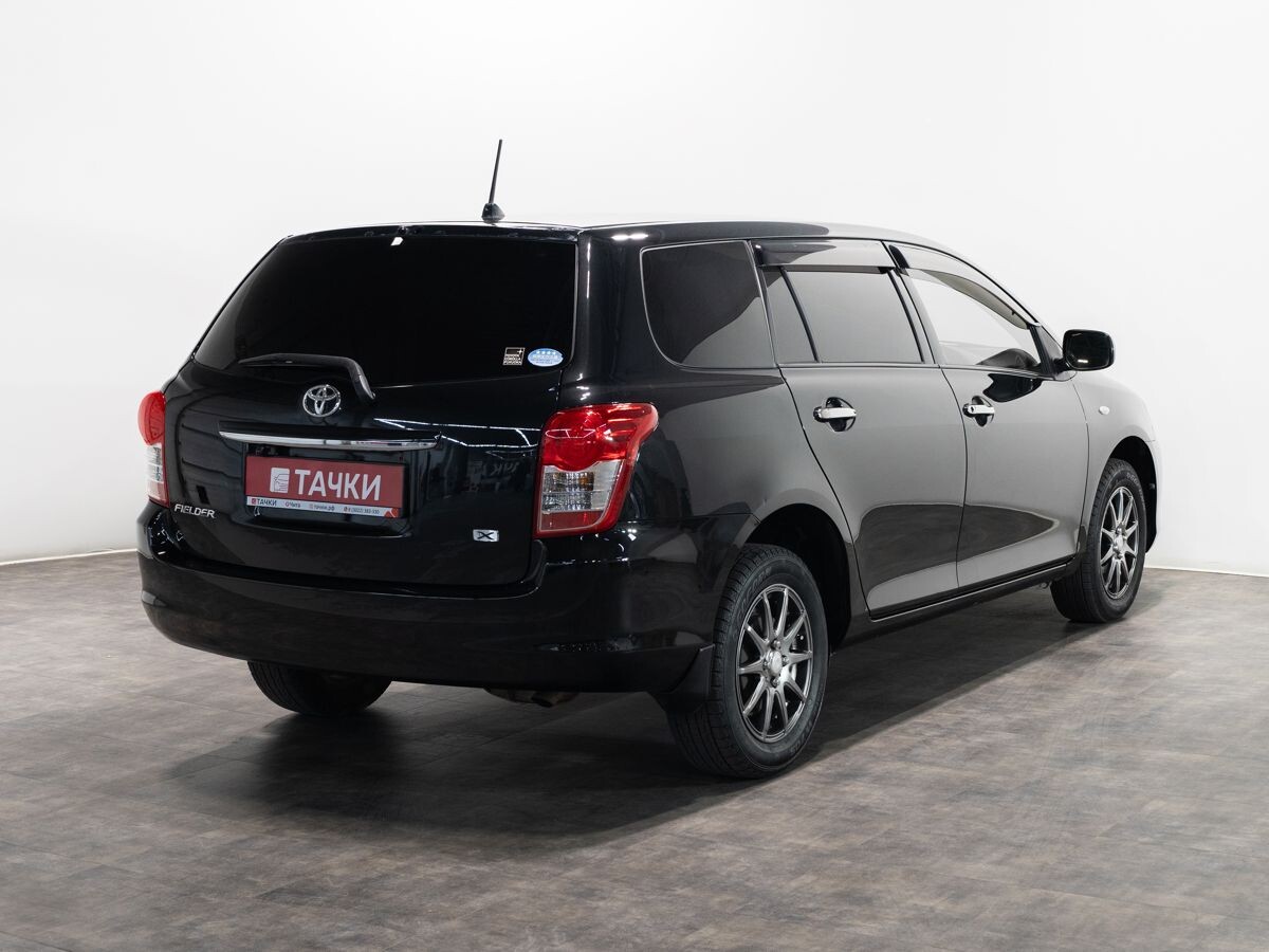Toyota Corolla Fielder 2010 - фото автомобиля