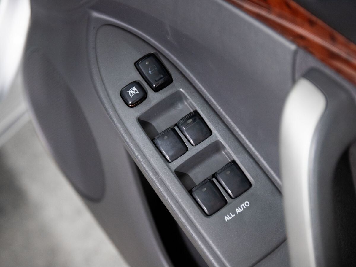Toyota Allion 2005 - фото автомобиля