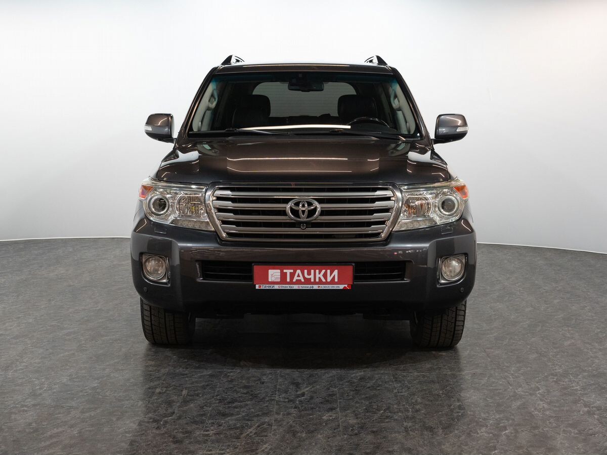 Toyota Land Cruiser 2012 - фото автомобиля