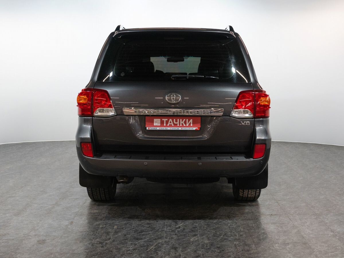 Toyota Land Cruiser 2012 - фото автомобиля
