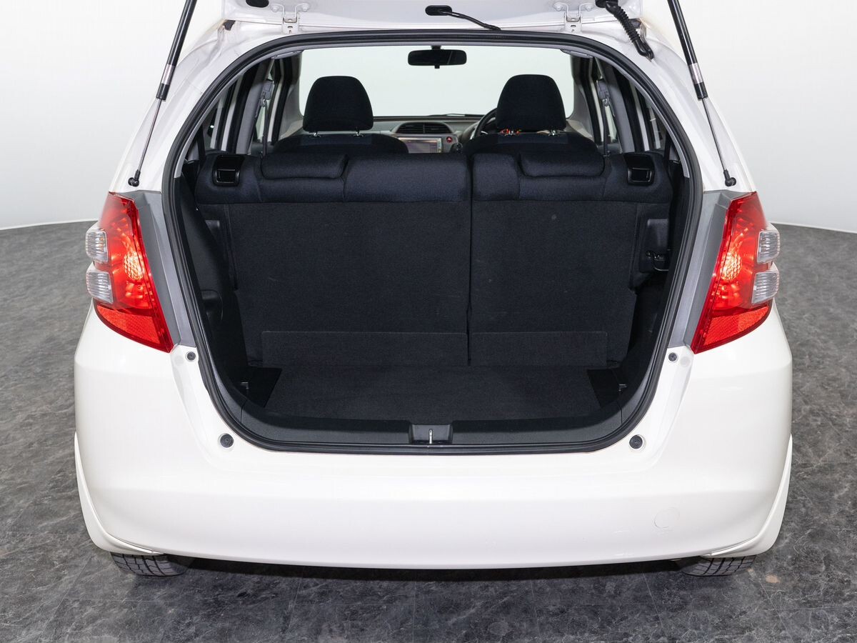 Honda Fit 2009 - фото автомобиля