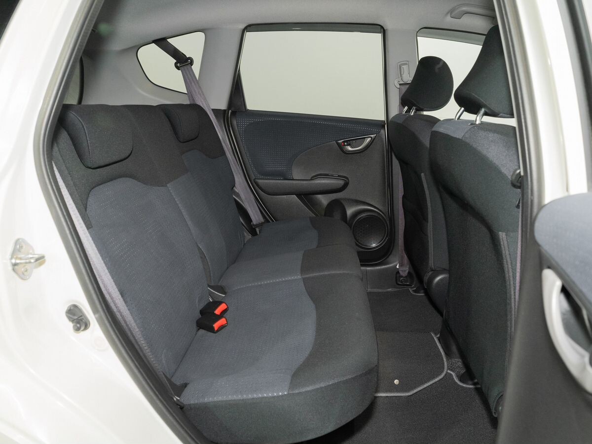 Honda Fit 2009 - фото автомобиля