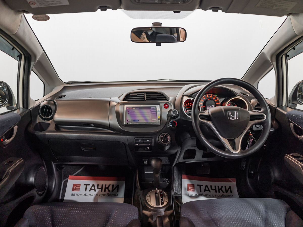Honda Fit 2009 - фото автомобиля