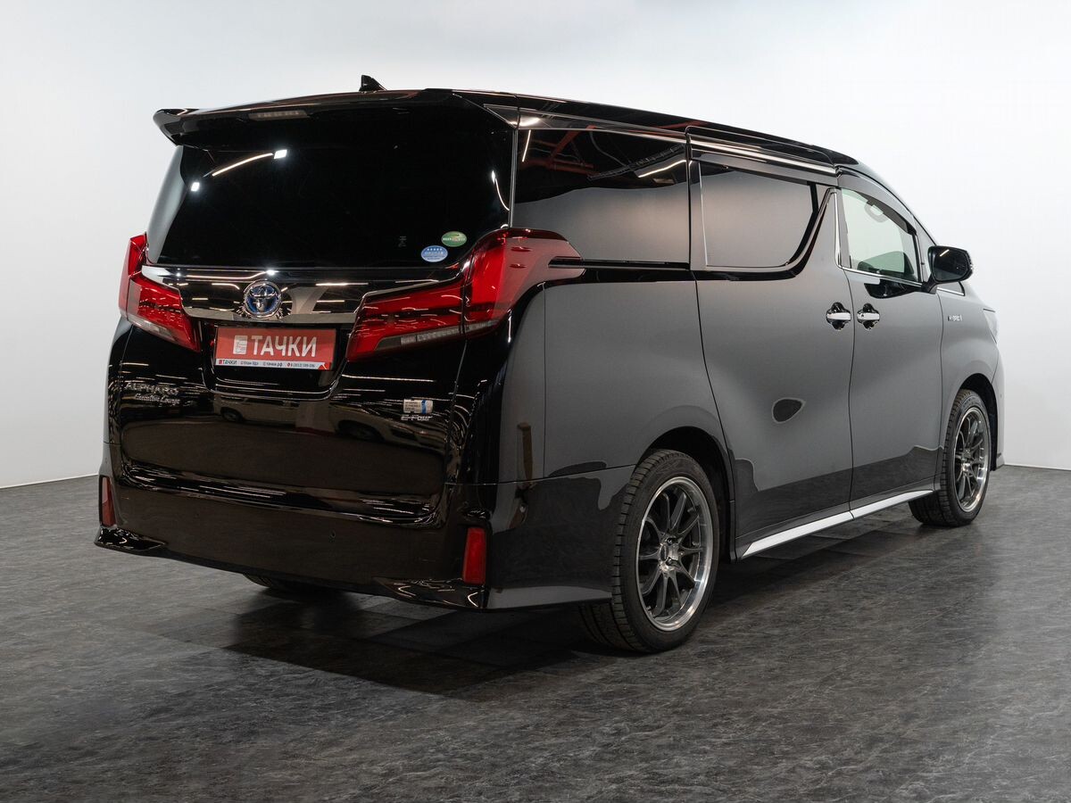 Toyota Alphard 2021 - фото автомобиля