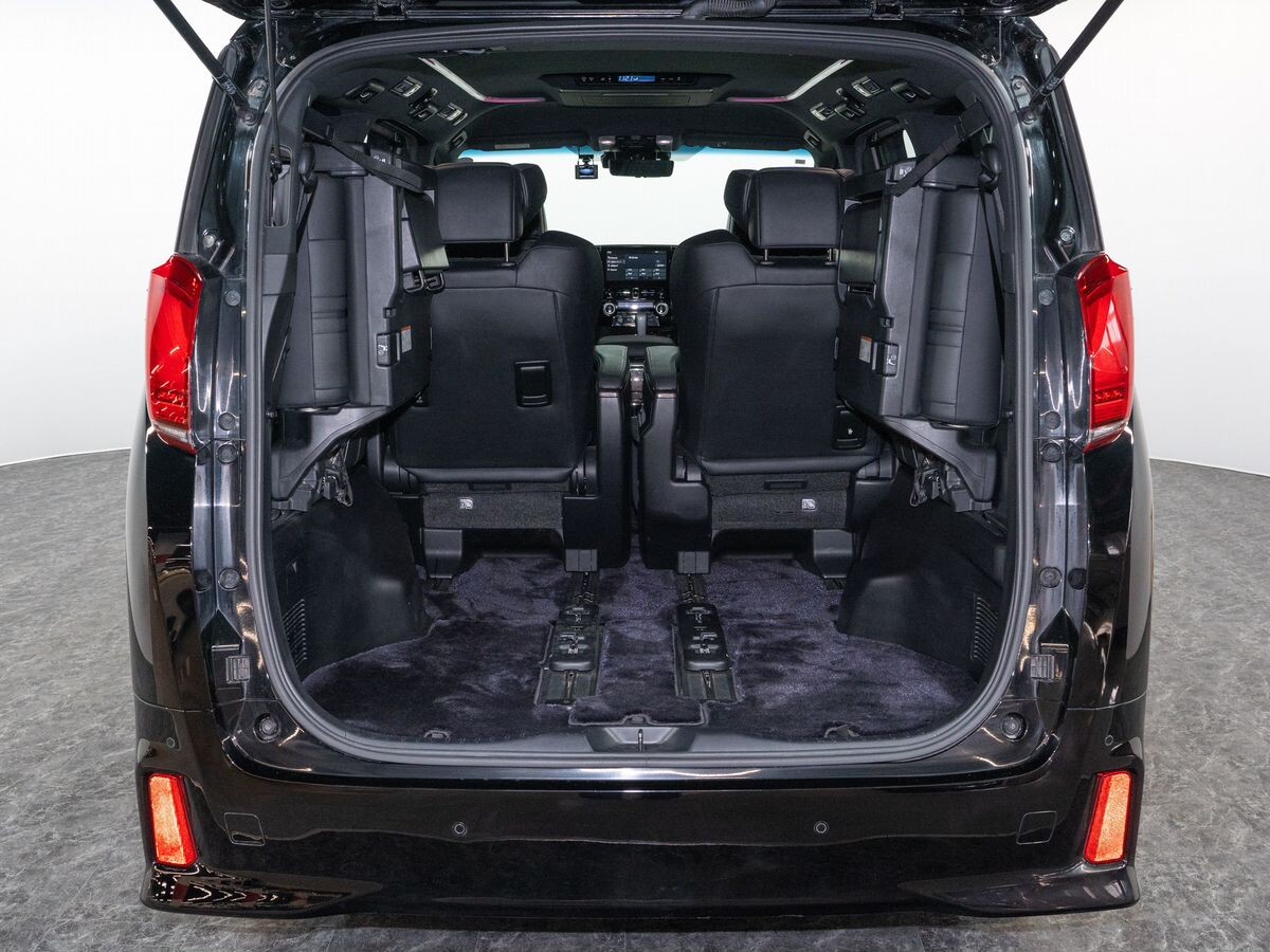 Toyota Alphard 2021 - фото автомобиля