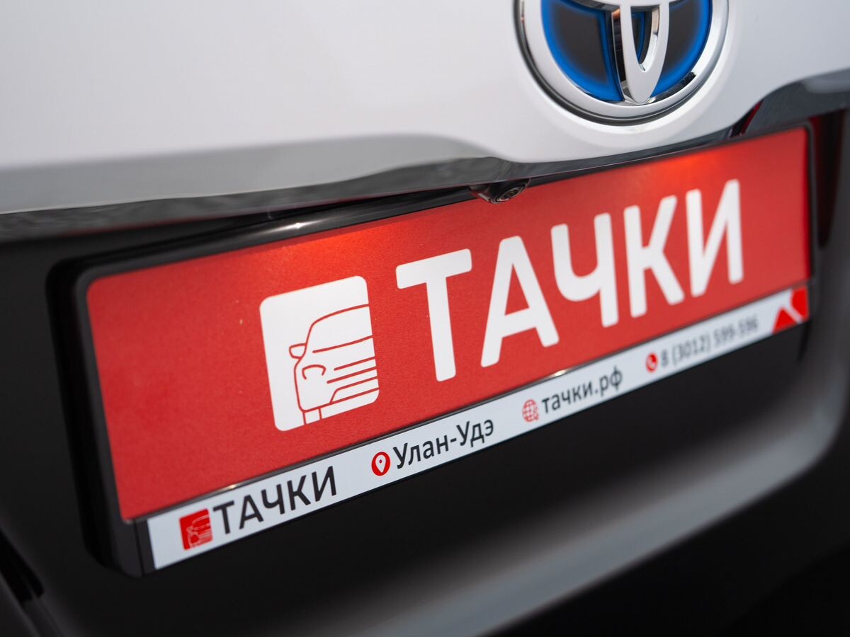 Toyota Alphard 2021 - фото автомобиля