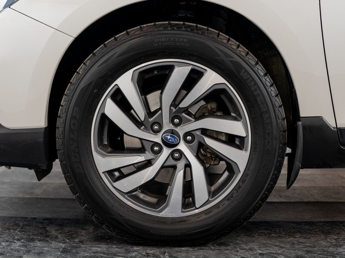 Subaru Outback 2018 - фото автомобиля
