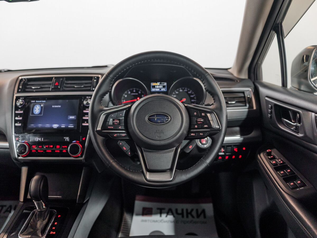 Subaru Outback 2018 - фото автомобиля