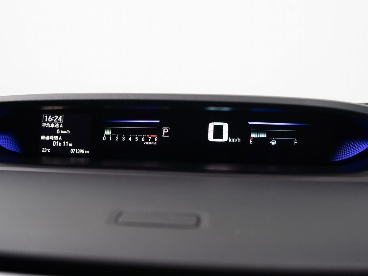 Honda Stepwgn 2019 - фото автомобиля