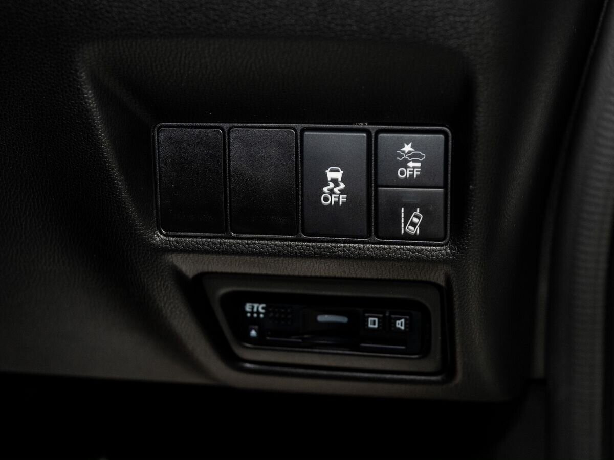 Honda Stepwgn 2019 - фото автомобиля