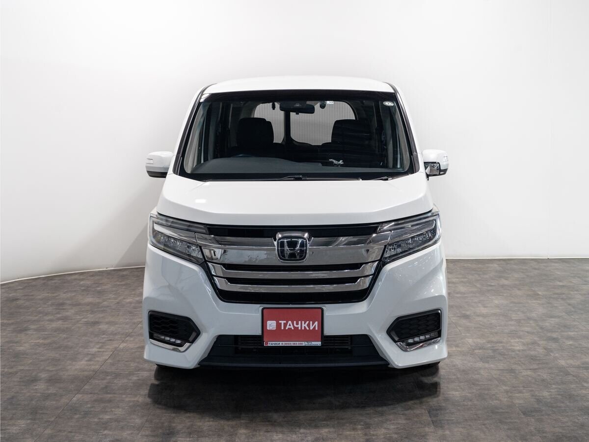 Honda Stepwgn 2019 - фото автомобиля