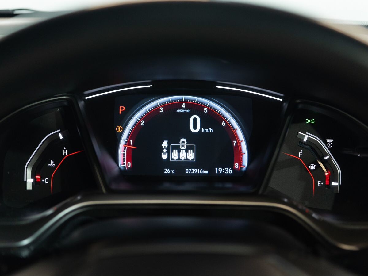 Honda Civic 2018 - фото автомобиля