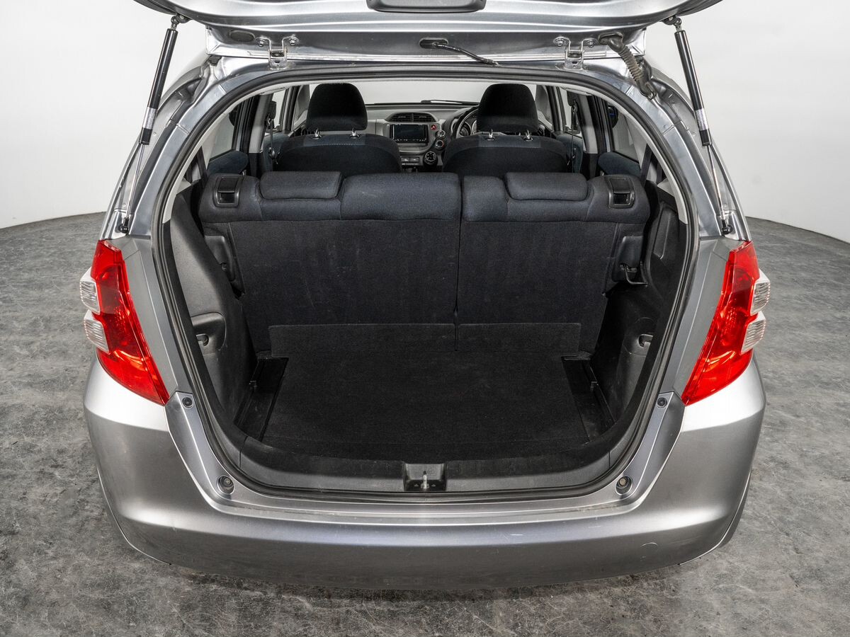 Honda Fit 2009 - фото автомобиля