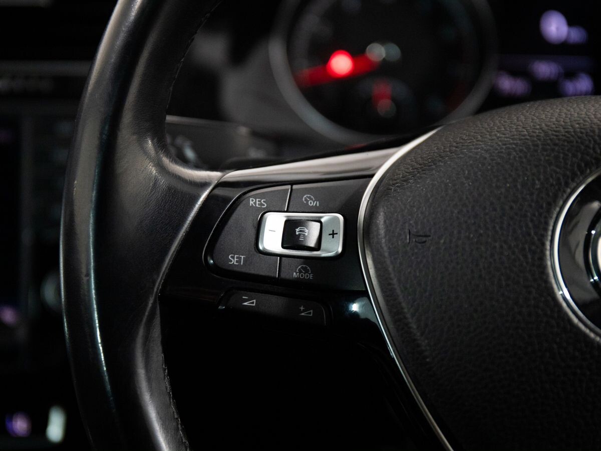 Volkswagen Golf 2014 - фото автомобиля