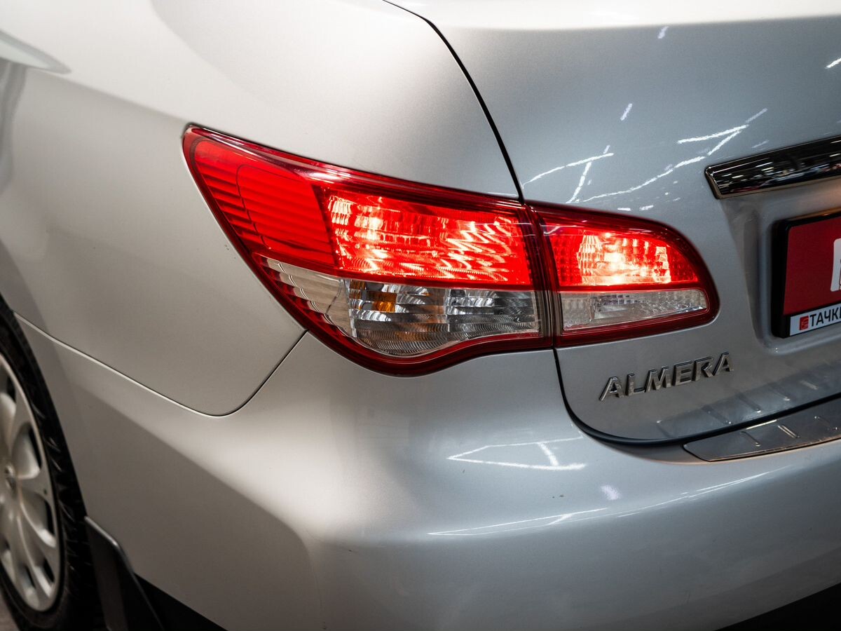 Nissan Almera 2017 - фото автомобиля