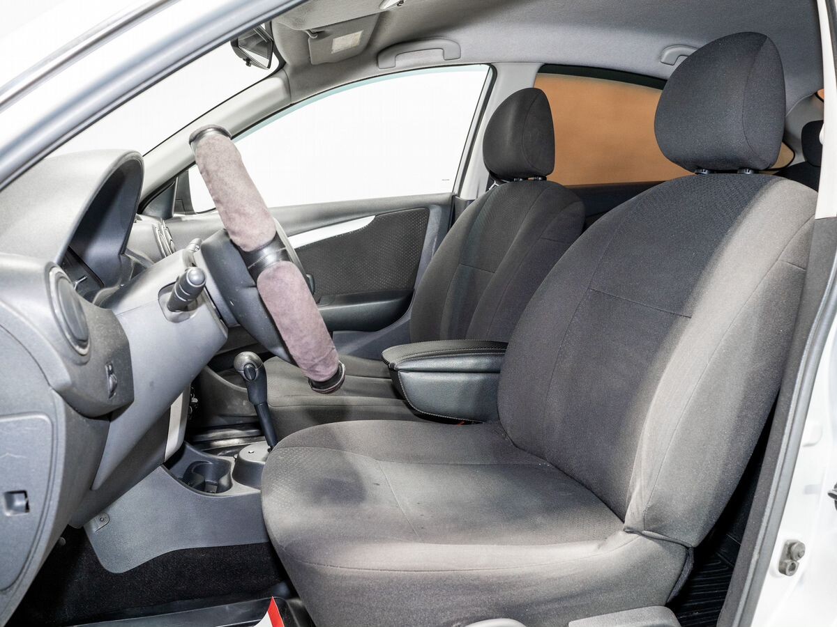 Nissan Almera 2017 - фото автомобиля