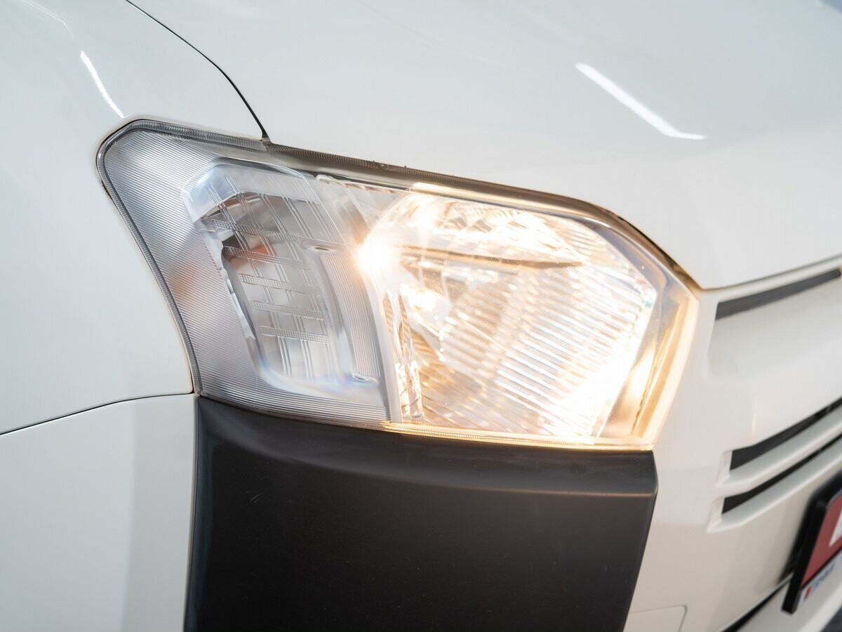 Toyota Probox 2019 - фото автомобиля