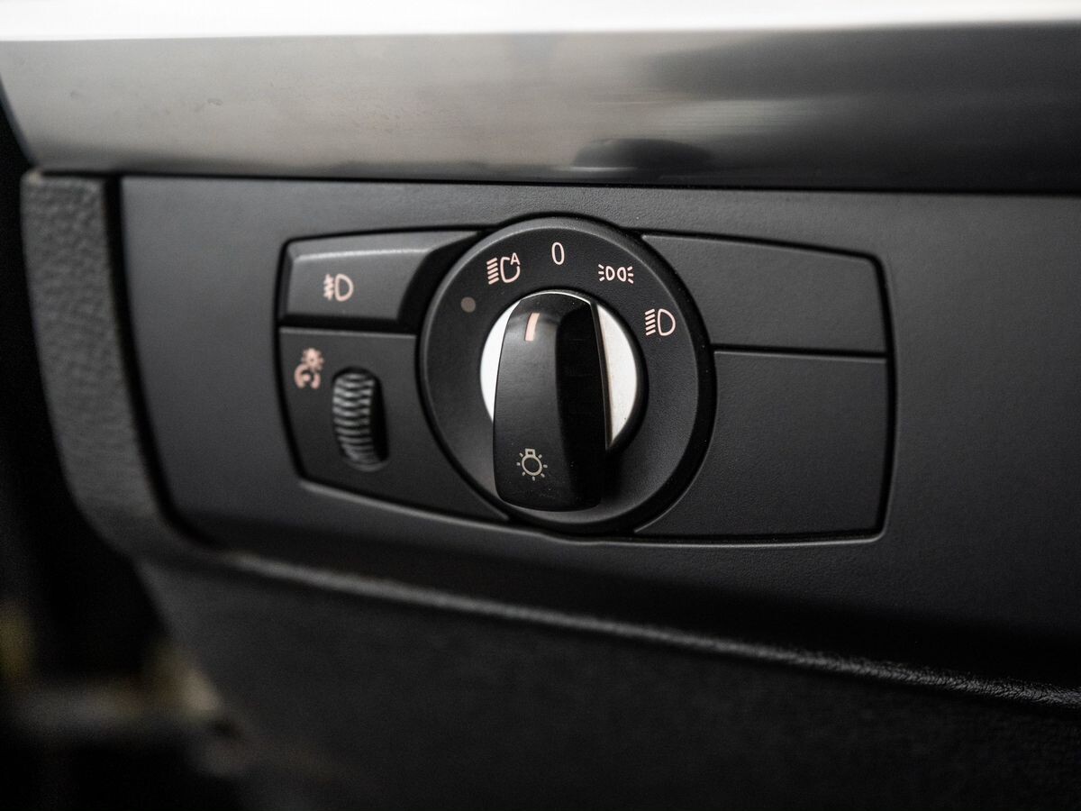 BMW X6 2010 - фото автомобиля
