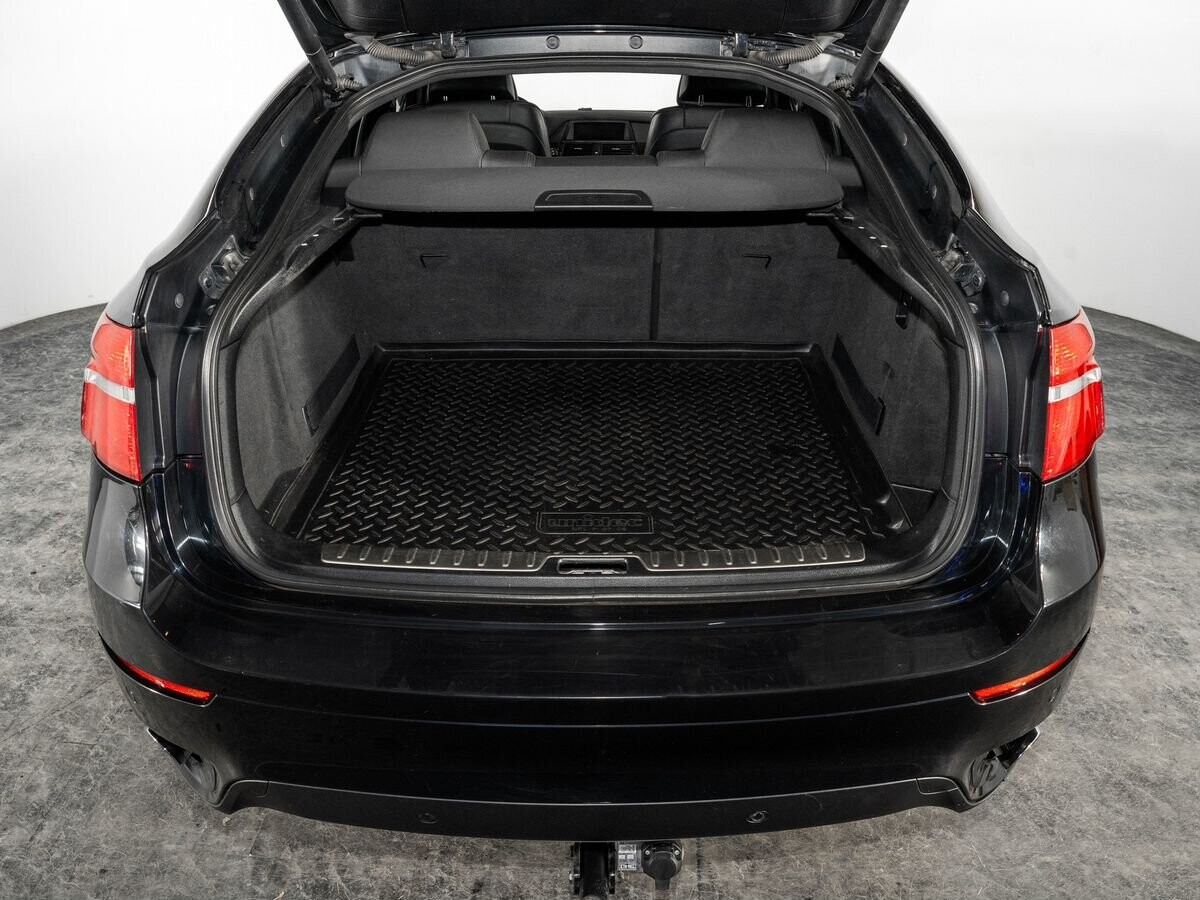BMW X6 2010 - фото автомобиля