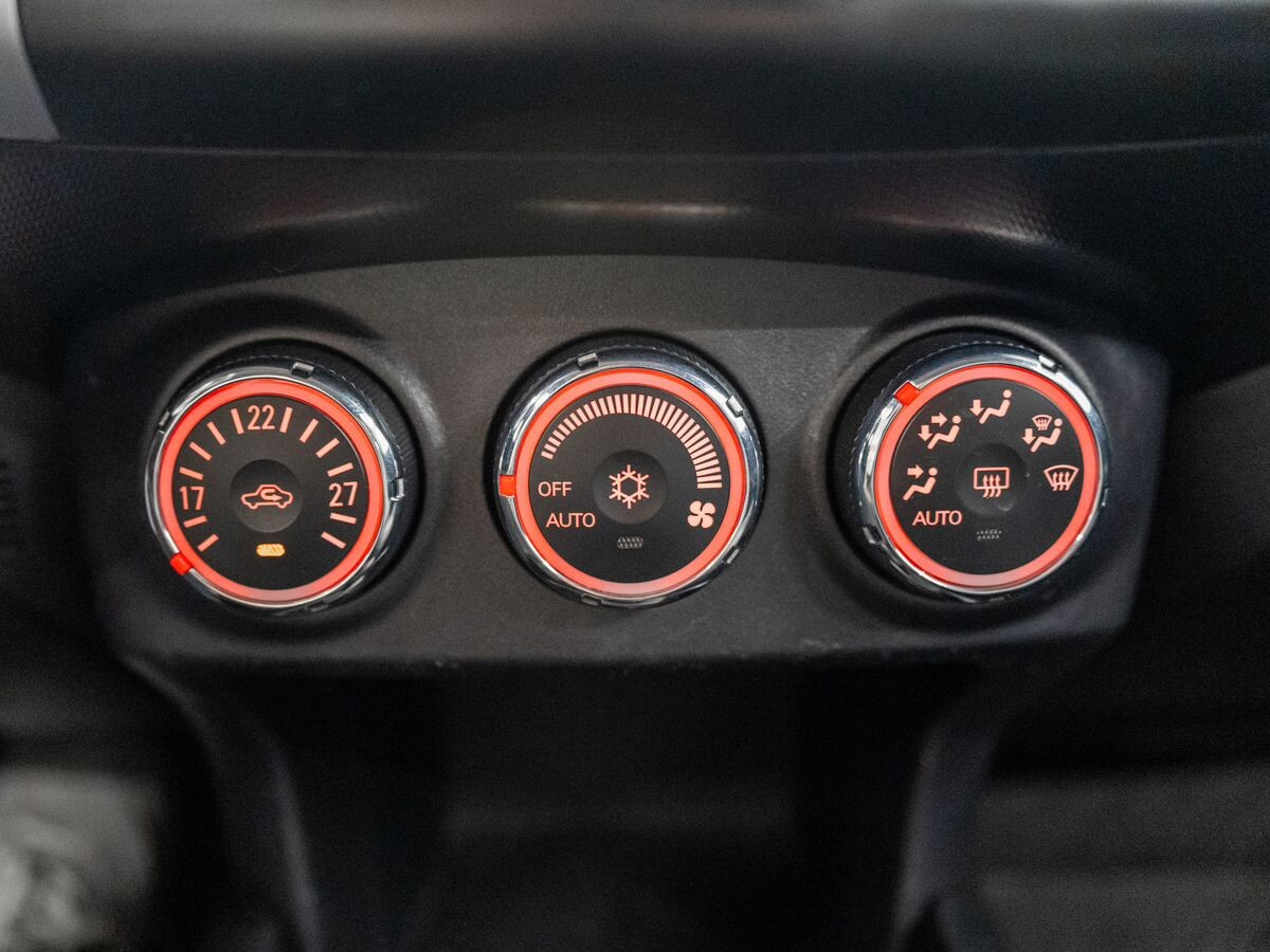 Mitsubishi Outlander 2011 - фото автомобиля