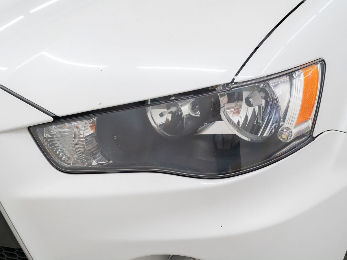 Mitsubishi Outlander 2011 - фото автомобиля