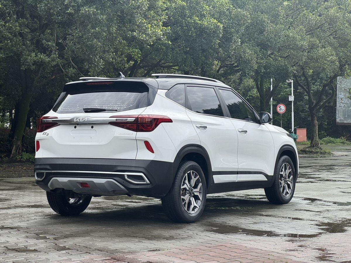Kia KX3 2022 - фото автомобиля