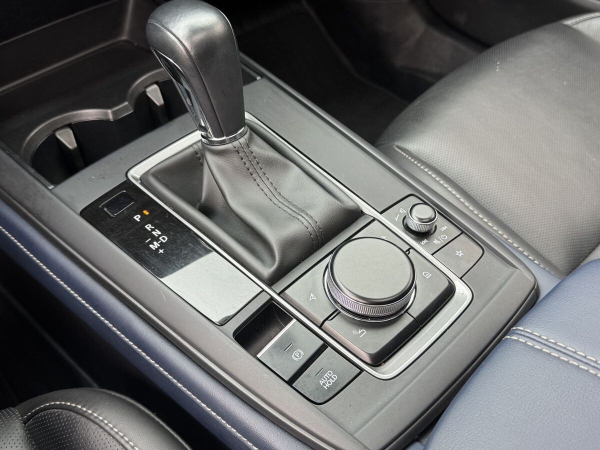 Mazda CX-30 2022 - фото автомобиля