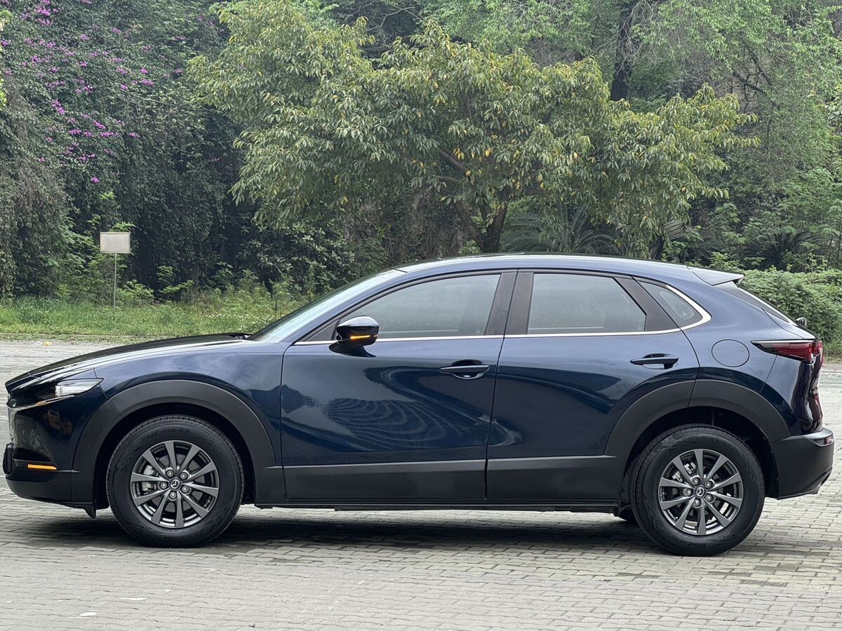 Mazda CX-30 2022 - фото автомобиля