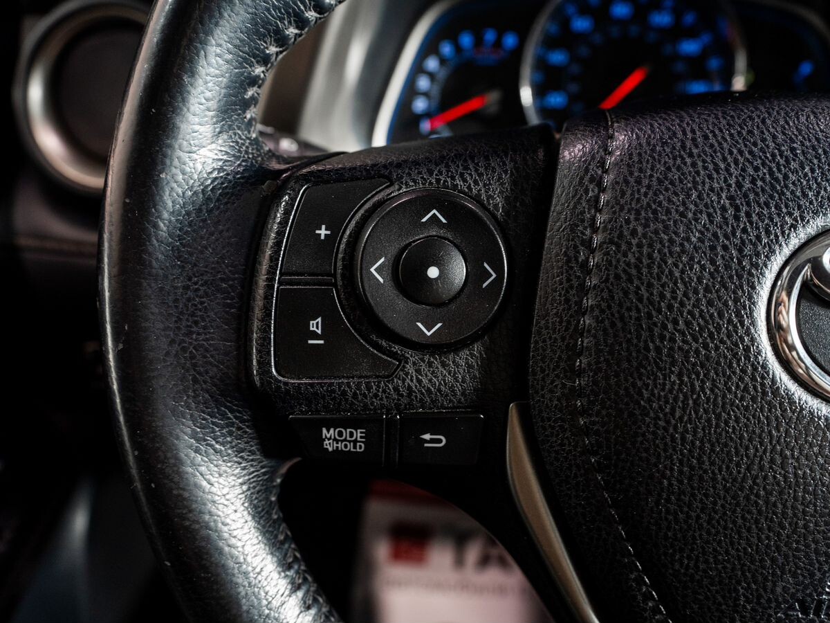 Toyota RAV4 2013 - фото автомобиля