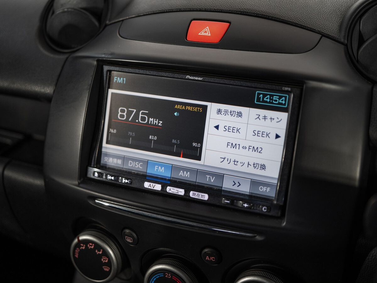 Mazda Demio 2013 - фото автомобиля