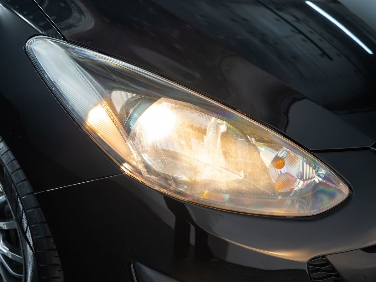Mazda Demio 2013 - фото автомобиля