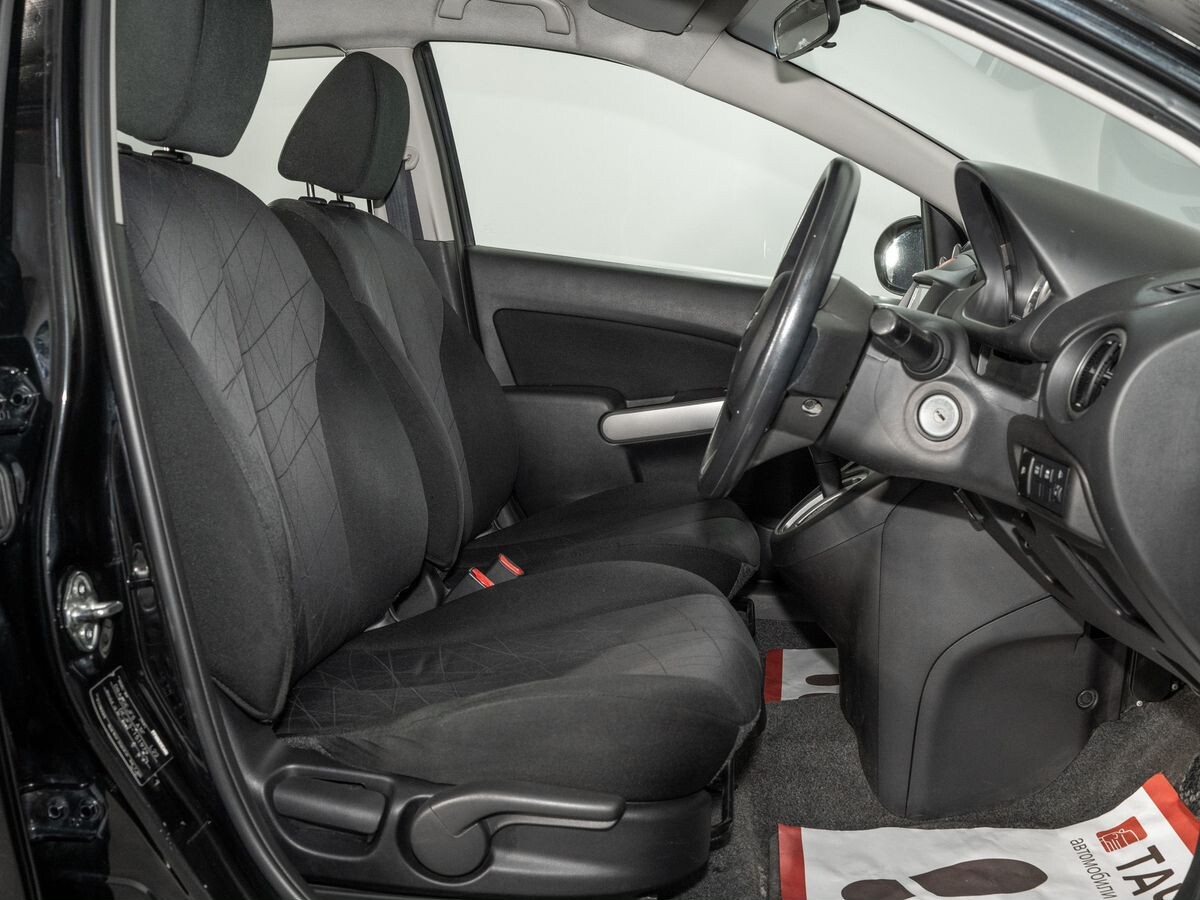 Mazda Demio 2013 - фото автомобиля