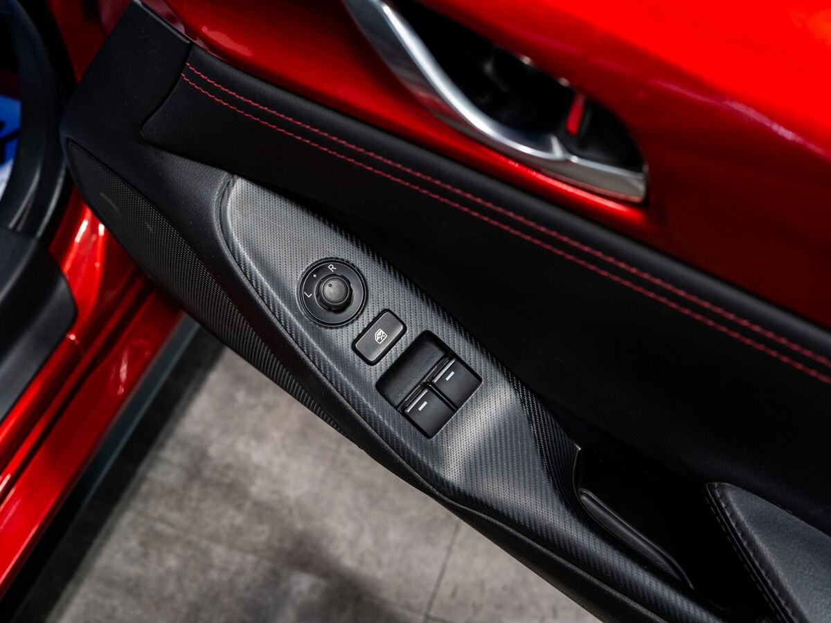 Mazda Roadster 2015 - фото автомобиля