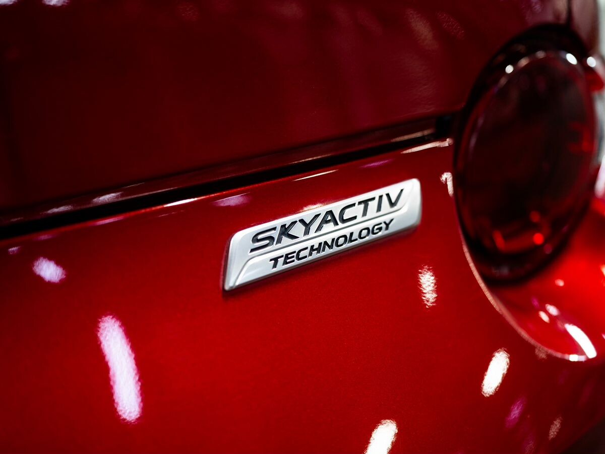 Mazda Roadster 2015 - фото автомобиля